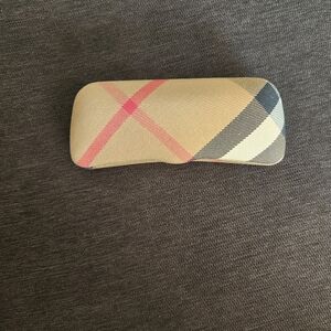 Burberry sunglass case